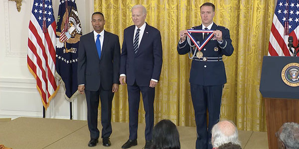 Miami University alumnus Juan Gilbert '91 receives the National Medal of Technology and Innovation from President Joe Biden